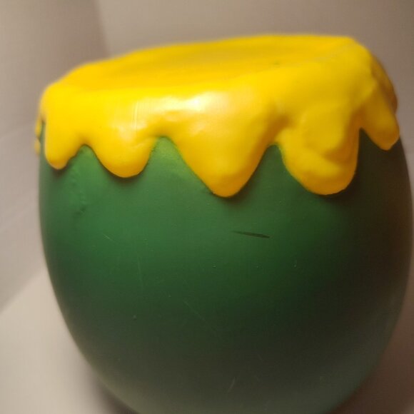 Winnie the Pooh Animated Christmas Motion-ette Hunny pot Figure Disney Telco - Picture 7 of 7